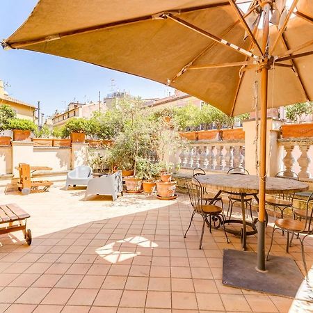 Colosseum Terrace Apartment Rome Exterior photo